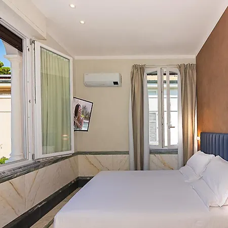 Gioietta 3* Marina di Massa