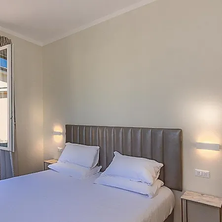 Gioietta 3* Marina di Massa